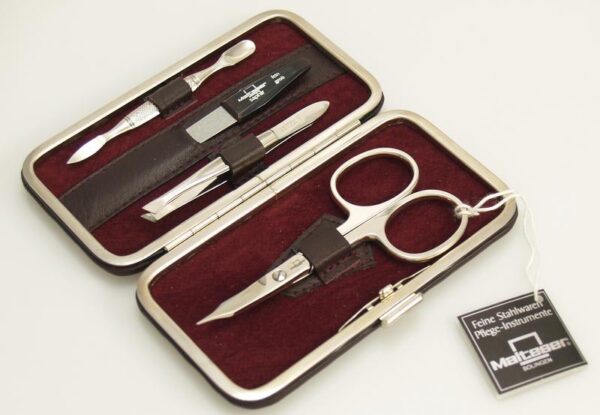 Malteser Zaketui 4-delig rood nappa ns 20-200